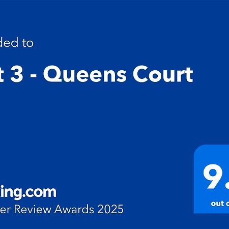 Apt 3 - Queens Court Scarborough Bagian luar foto